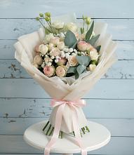 Букет цветов из:  Розы и Лизиантусы #REPLACE_PRED# Оренбург