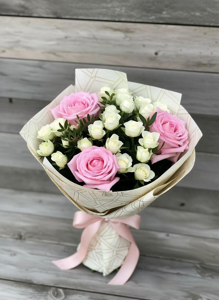 Букет цветов из: Розы в Оренбург