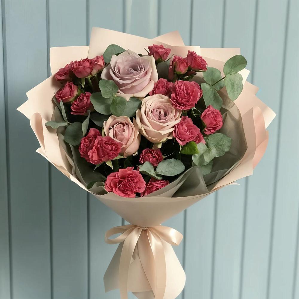 Букет цветов из: Гвоздики и Розы в Оренбург