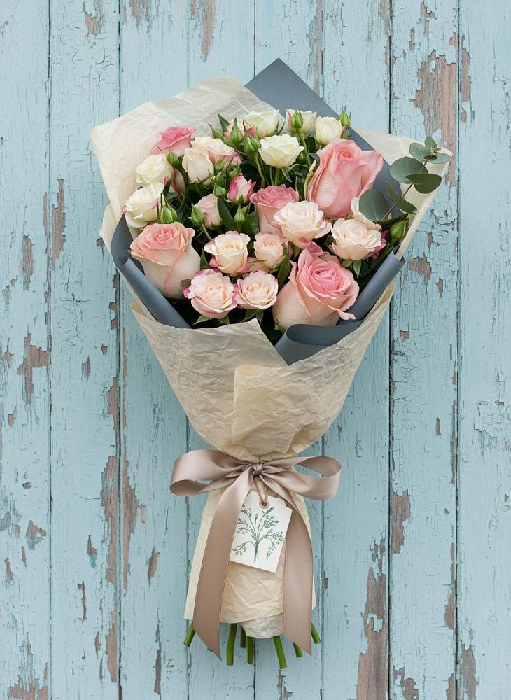 Букет цветов из: Розы в Оренбург