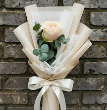 Букет цветов из:  Розы в Оренбург