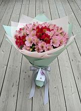 Букет цветов из:  Альстромерии в Оренбург
