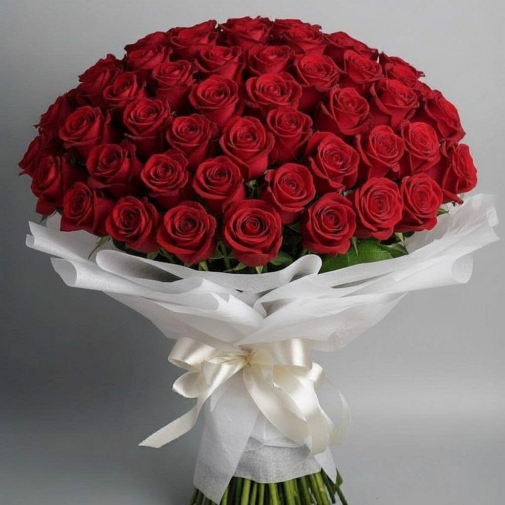 Букет 101 Красная роза Блэк Мэджик в Оренбург