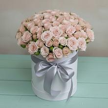 Цветочная композиция из Розы в шляпной коробке в Оренбург