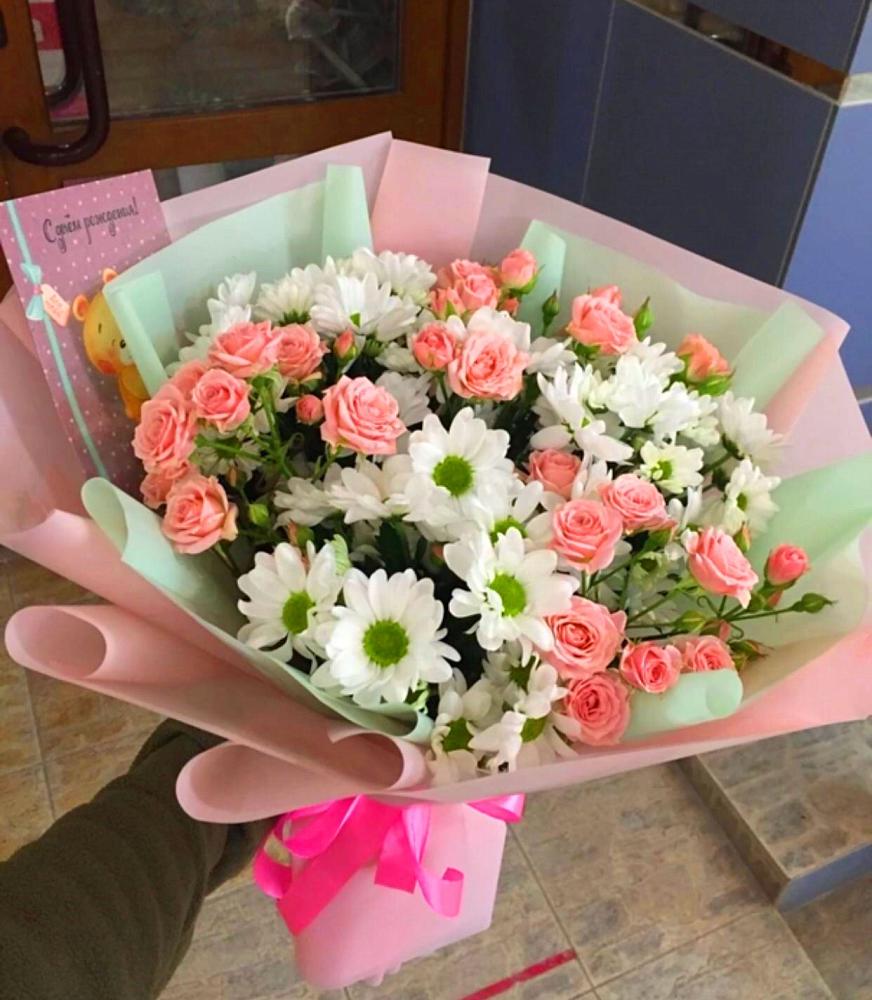 Букет цветов из: Розы и Хризантемы в Оренбург