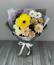 Букет цветов из:  Розы, Герберы и Хризантемы в Оренбург