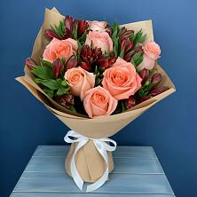 Букет цветов из:  Розы и Альстромерии в Оренбург
