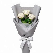 Букет 3 белые розы в Оренбург