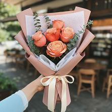 Букет цветов из:  Розы в Оренбург