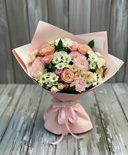 Букет цветов из:  Гвоздики, Розы и Хризантемы в Оренбург