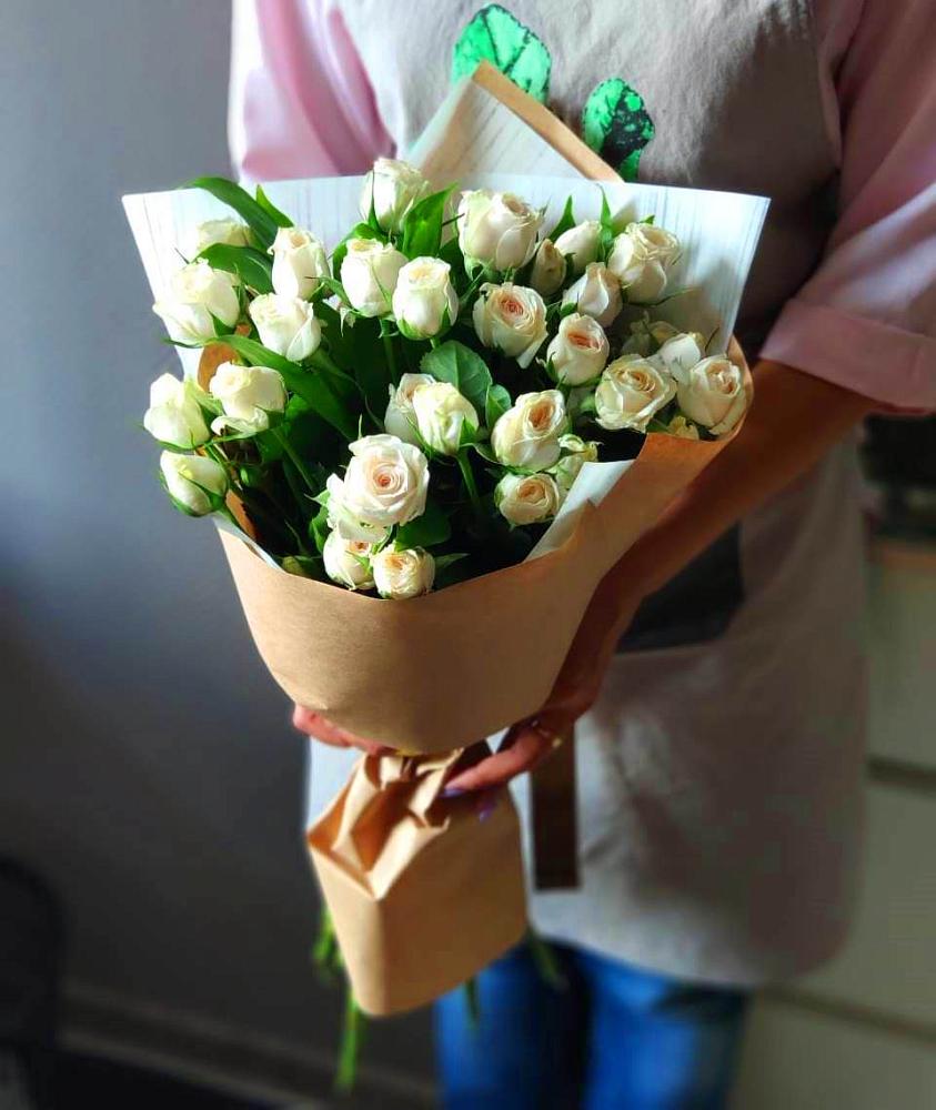 Букет цветов из: Розы в Оренбург