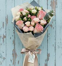 Букет цветов из:  Розы в Оренбург